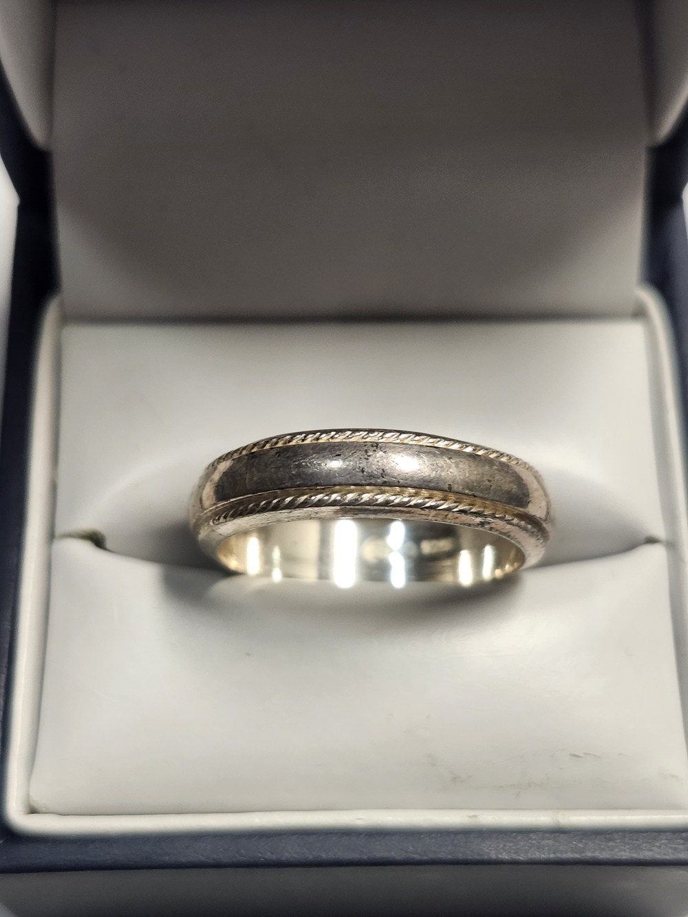 Sterling Silver 925 Rope-Edge Band Ring Rhodium Plated Size 7.75